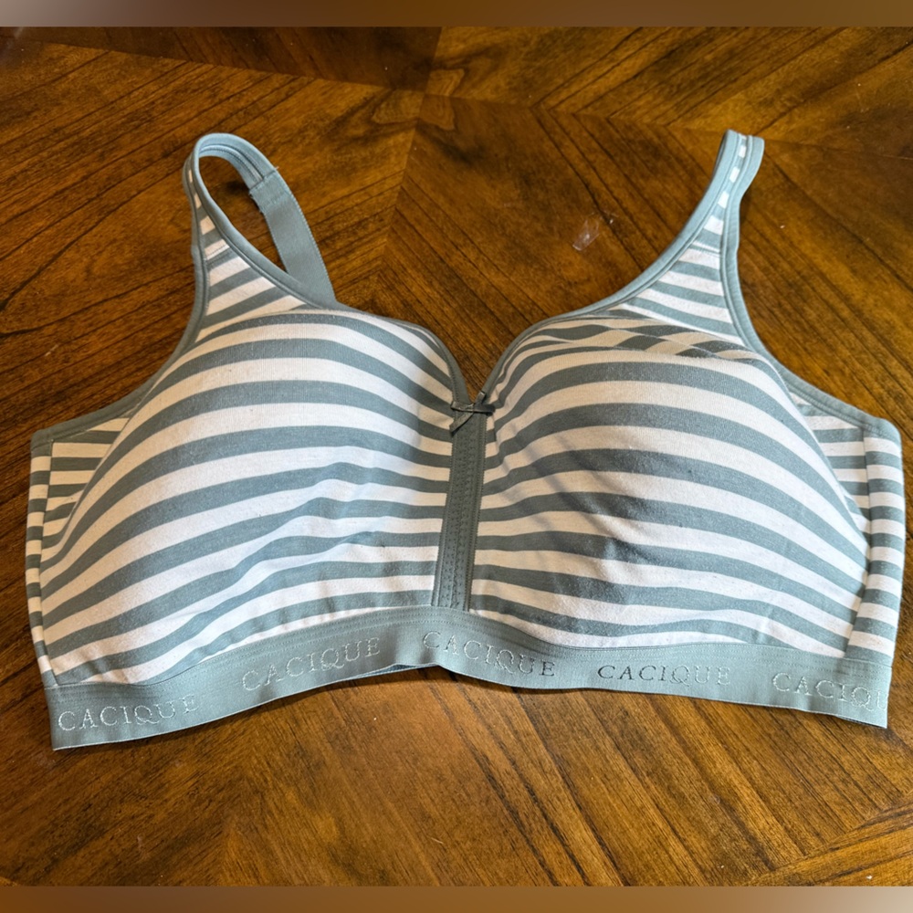 Cacique Lightly Lined No Wire Grey and White Striped Bra
